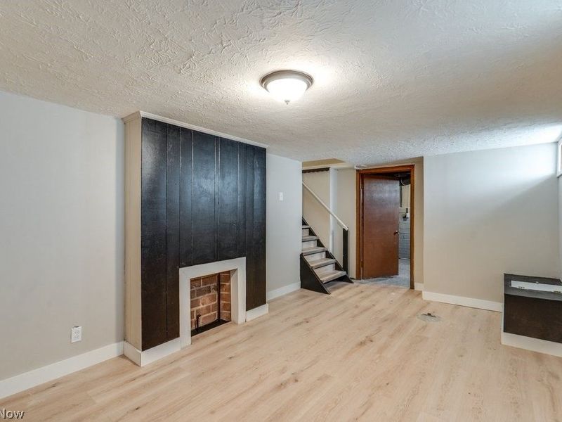 14702 Caldwell Avenue, Cleveland, OH 44111 Photo 20