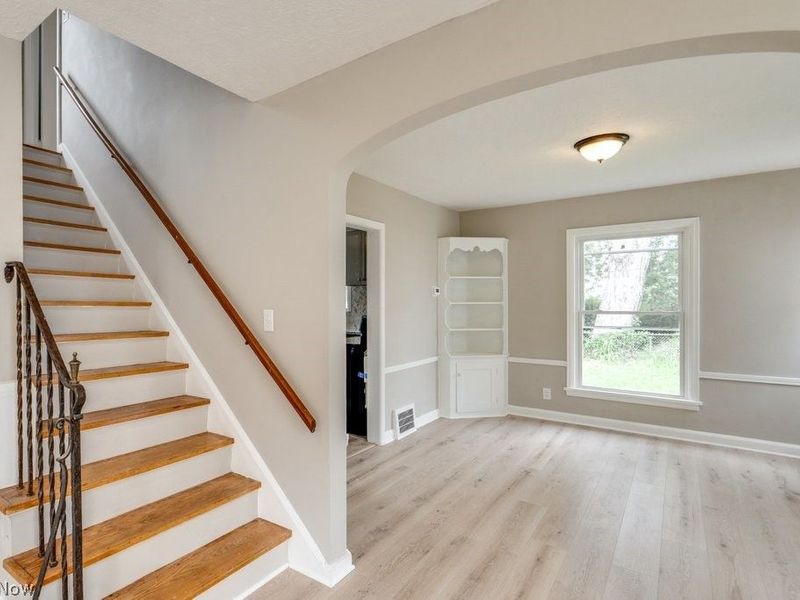 14702 Caldwell Avenue, Cleveland, OH 44111 Photo 4