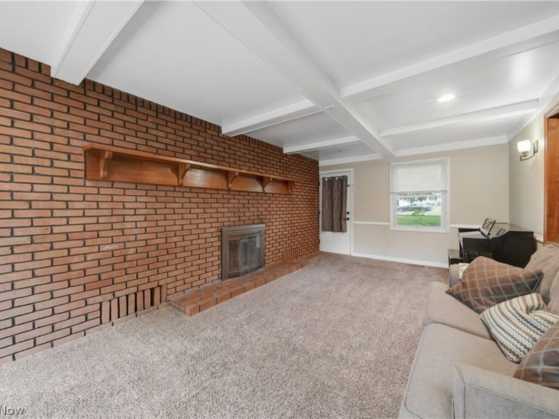 7445 Market Avenue N, Canton, OH 44721 Photo 10