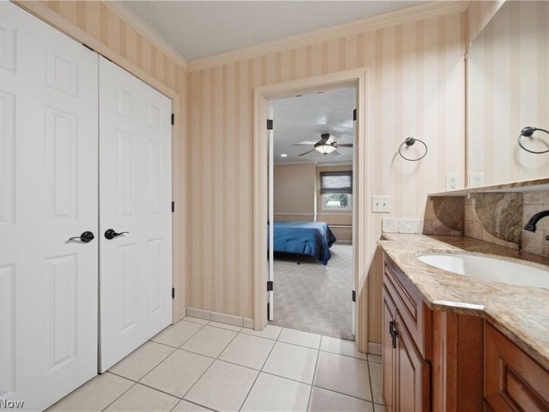 7445 Market Avenue N, Canton, OH 44721 Photo 24