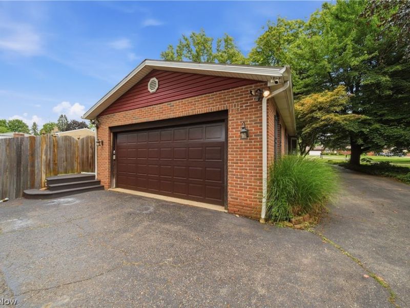 7445 Market Avenue N, Canton, OH 44721 Photo 37