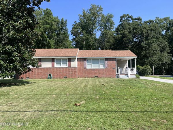 819 Barn Street, Jacksonville, NC 28540