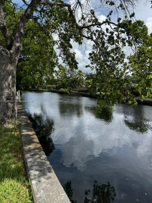 610 Tennis Club Dr, Unit 407, Fort Lauderdale, FL 33311 Photo
