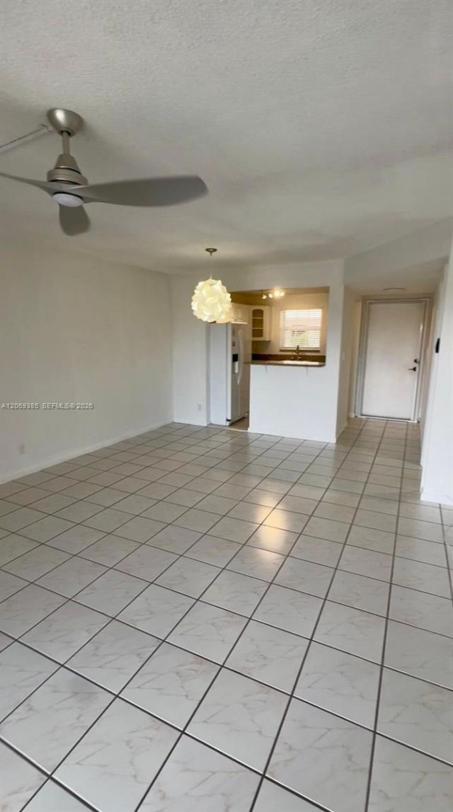 610 Tennis Club Dr, Unit 407, Fort Lauderdale, FL 33311 Photo