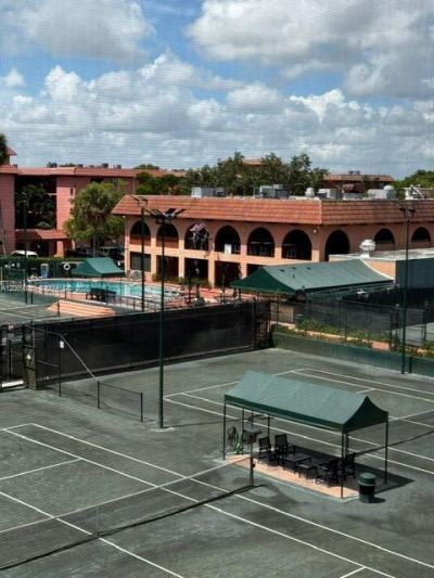 610 Tennis Club Dr, Unit 407, Fort Lauderdale, FL 33311 Photo