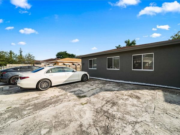 1250 NE 110th St, Unit 1250, Miami, FL 33161
