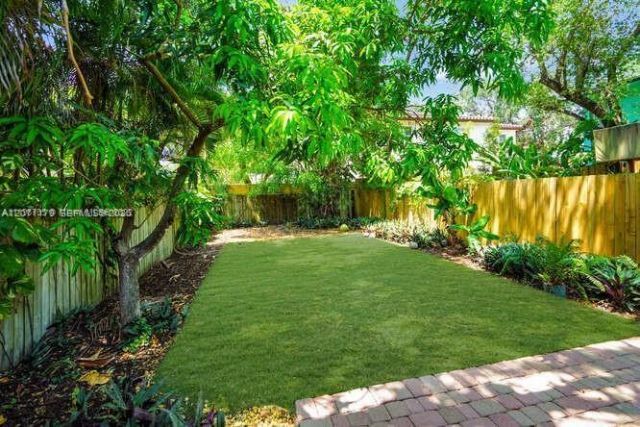 2869 W Trade Ave , Miami, FL 33133 Photo
