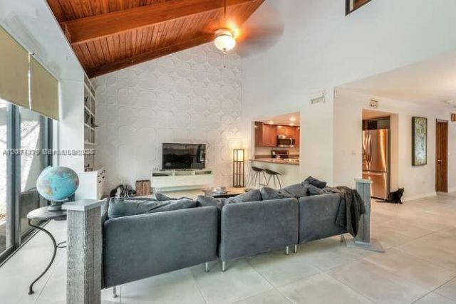 2869 W Trade Ave , Miami, FL 33133 Photo