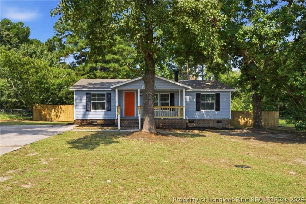 1306 Clan Campbell Drive, Raeford, NC 28376 Main Photo