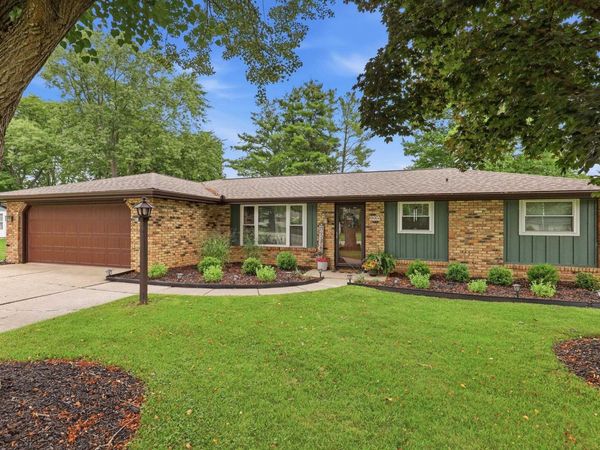 2008 Walden Road, Auburn, IN 46706