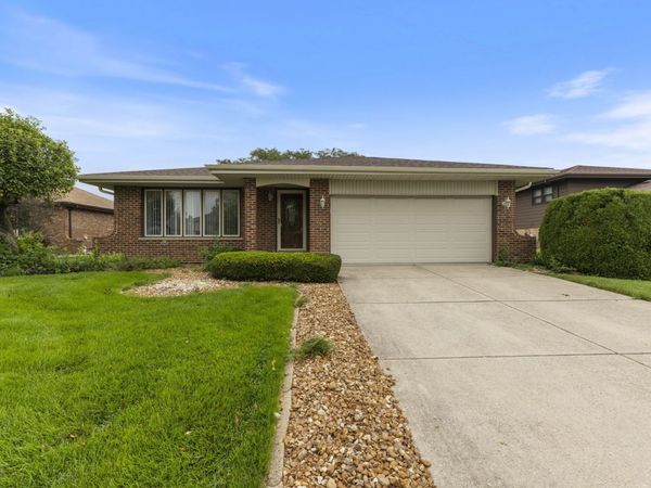 8124 167th Place, Tinley Park, IL 60477