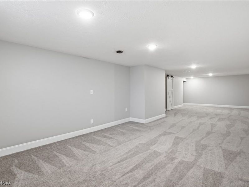 4828 Echoglenn Street NW, North Canton, OH 44720 Photo 28