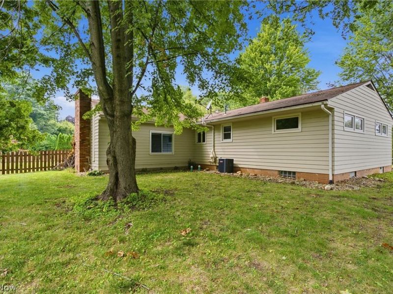 4828 Echoglenn Street NW, North Canton, OH 44720 Photo 39