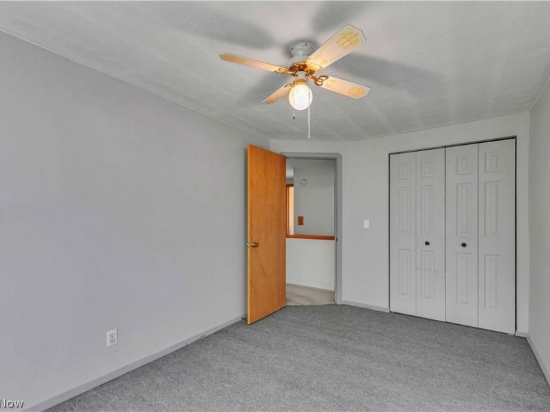 6051 Glenway Drive, Unit Q, Brook Park, OH 44142 Photo 15