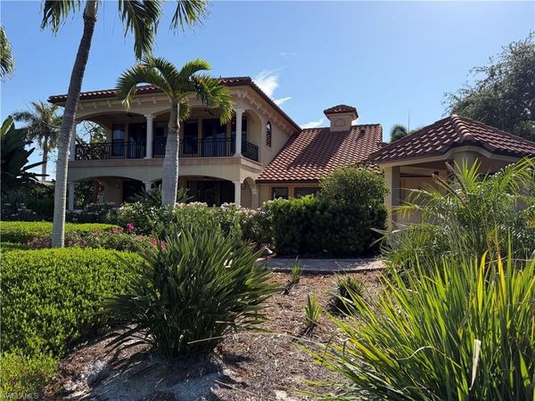 918 Limpet DR , SANIBEL, FL 33957