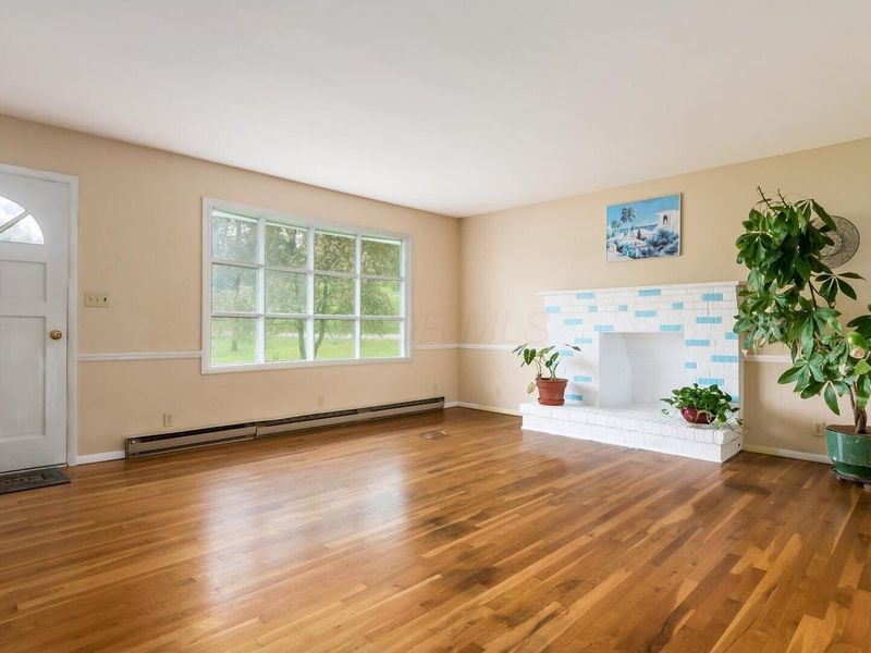 300 Eastlawn Circle , Zanesville, OH 43701 Photo 4