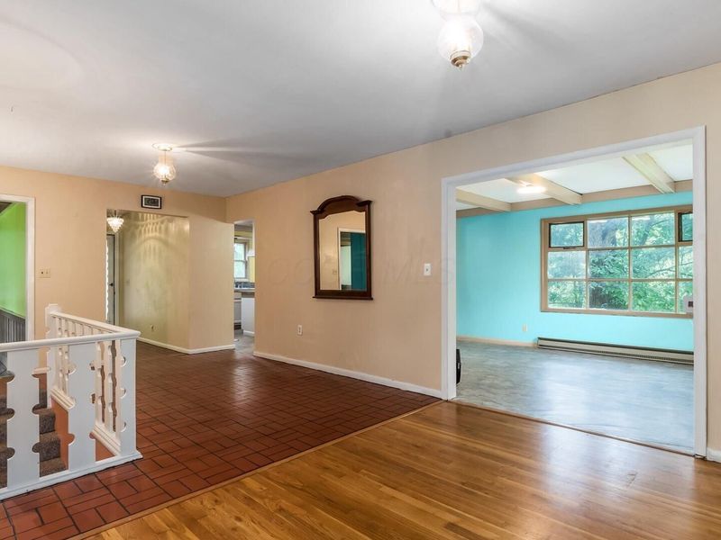 300 Eastlawn Circle , Zanesville, OH 43701 Photo 6