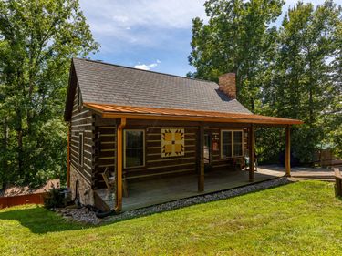 737 Cliffs Edge Road, East Bernstadt, KY 40729