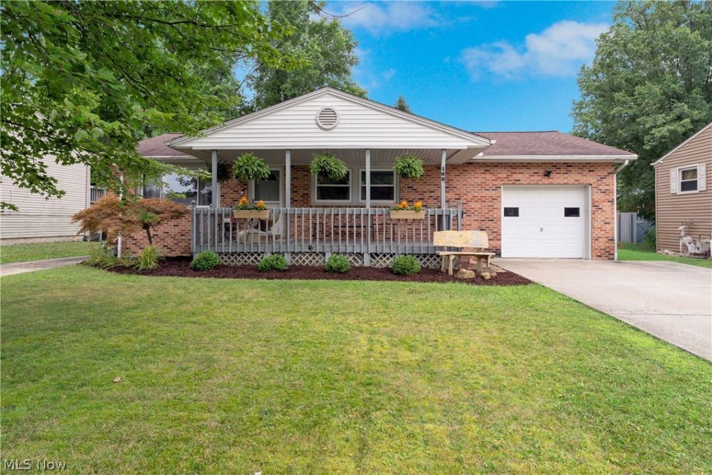 168 Georgetown Place, Youngstown, OH 44515 Main Photo