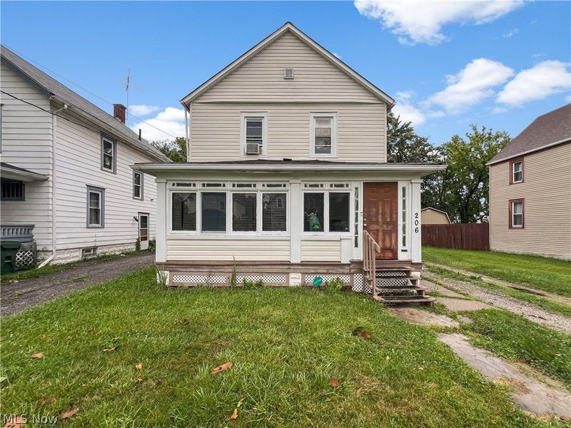 206 W 29th Street, Lorain, OH 44055 Photo 1