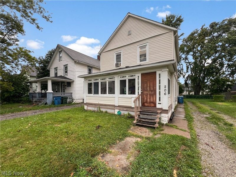 206 W 29th Street, Lorain, OH 44055 Photo 2