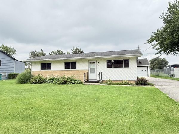 23766 W Meadow Drive , Genoa, OH 43430