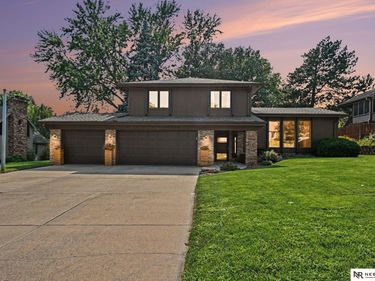 1012 N 128th Street, Omaha, NE 68154