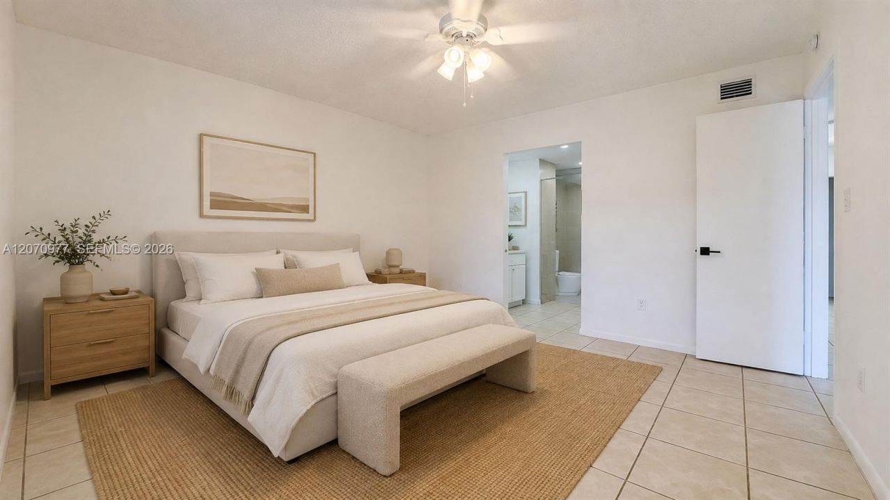 8615 NW 8th St , Unit 421, Miami, FL 33126 Photo