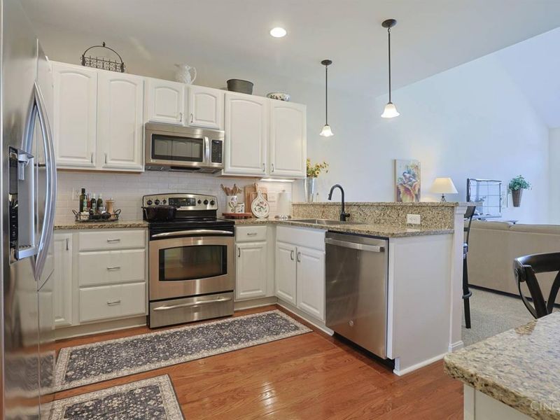 1704 Harmon Drive, Wyoming, OH 45215 Photo 9