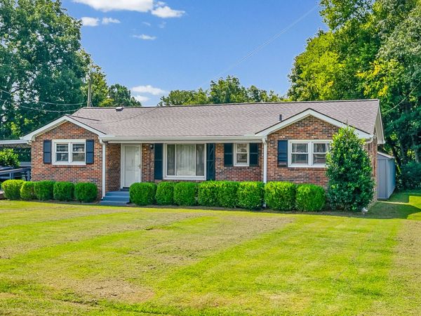 2542 Pleasant View Rd , Pleasant View, TN 37146