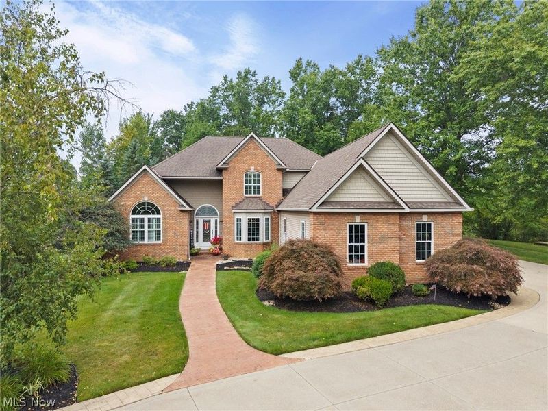 9240 Chamberlin Road, Twinsburg, OH 44087 Photo 2