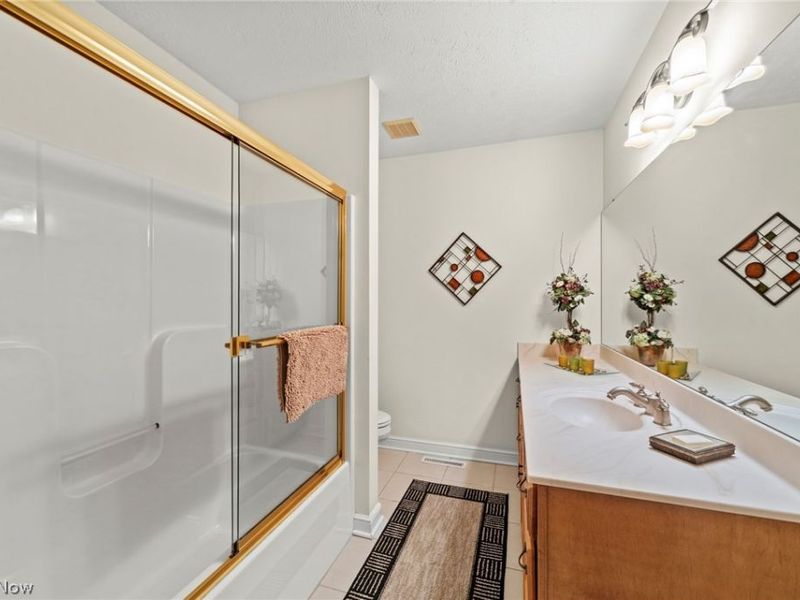 9240 Chamberlin Road, Twinsburg, OH 44087 Photo 36