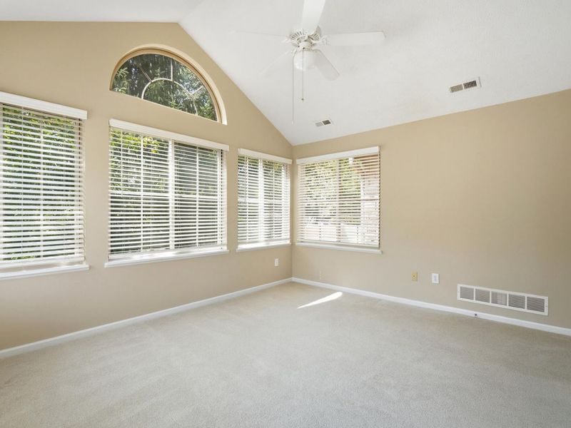 557 Ruttington Lane , Westerville, OH 43082 Photo 19