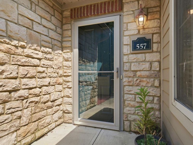 557 Ruttington Lane , Westerville, OH 43082 Photo 7