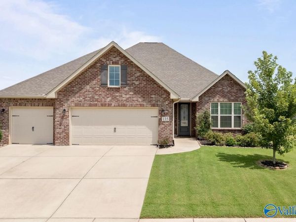 135 Slade Thomas Drive, Meridianville, AL 35759