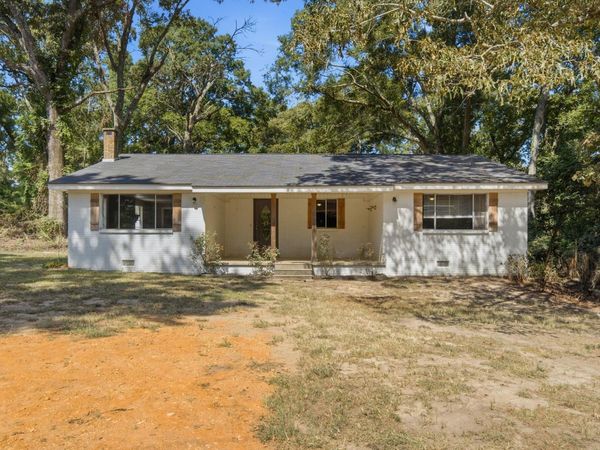 3989 Monroe Rd., Seminary, MS 39479
