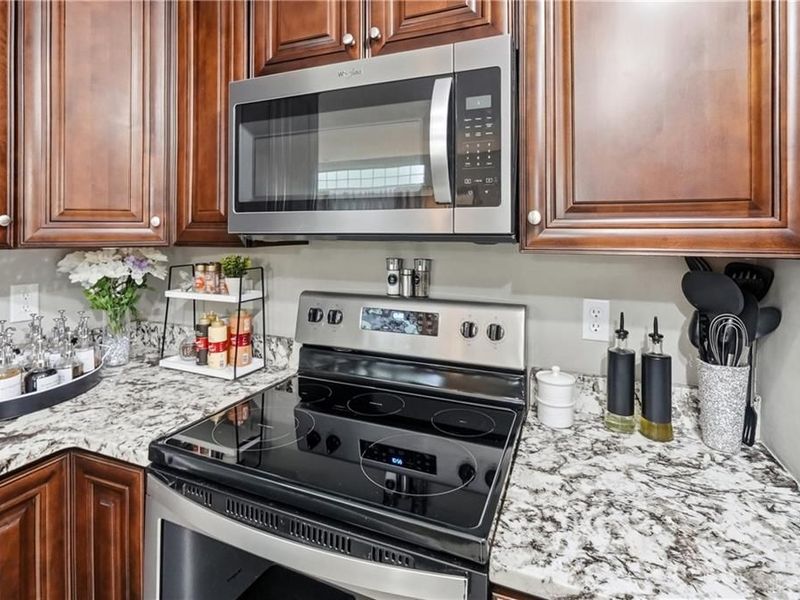 7464 Bridge Point Drive, Unit 14-203, Cincinnati, OH 45248 Photo 17