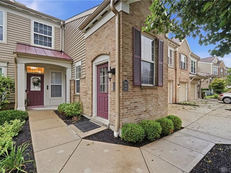 7464 Bridge Point Drive, Unit 14-203, Cincinnati, OH 45248 Photo 3