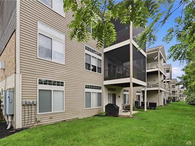 7464 Bridge Point Drive, Unit 14-203, Cincinnati, OH 45248 Photo 43