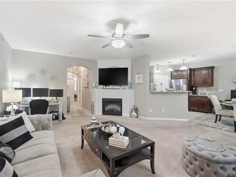 7464 Bridge Point Drive, Unit 14-203, Cincinnati, OH 45248 Photo 9
