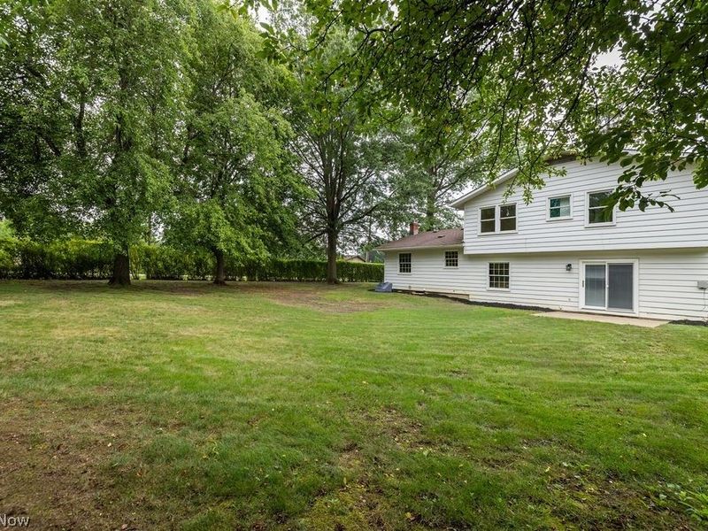 2445 Olentangy Drive, Akron, OH 44333 Photo 37