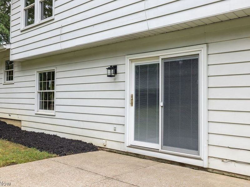 2445 Olentangy Drive, Akron, OH 44333 Photo 38