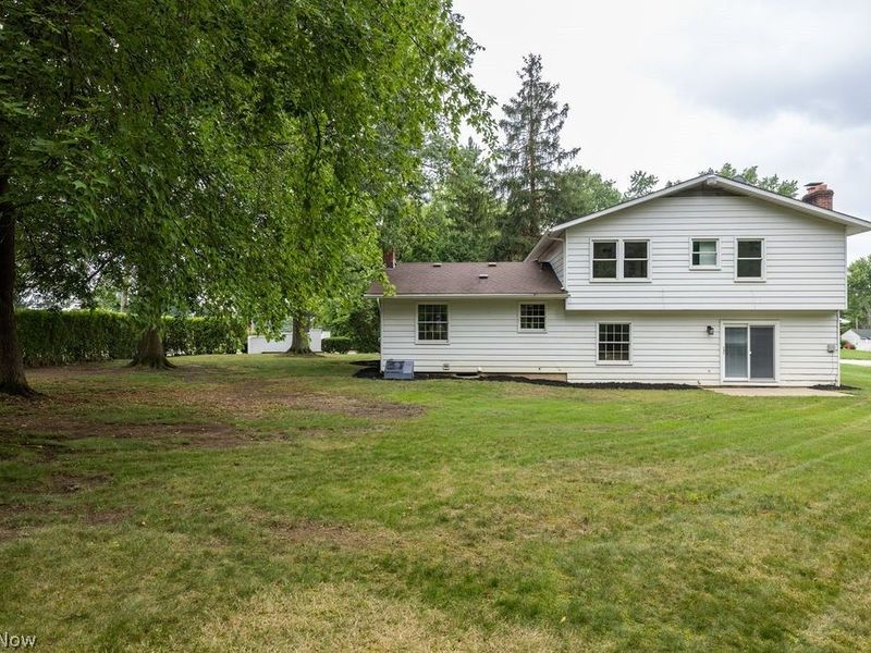 2445 Olentangy Drive, Akron, OH 44333 Photo 40