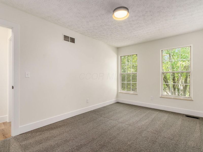 3939 Sleaford Avenue , Columbus, OH 43230 Photo 25