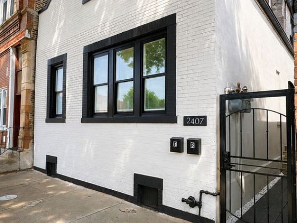 2407 S Albany Avenue , Chicago, IL 60623
