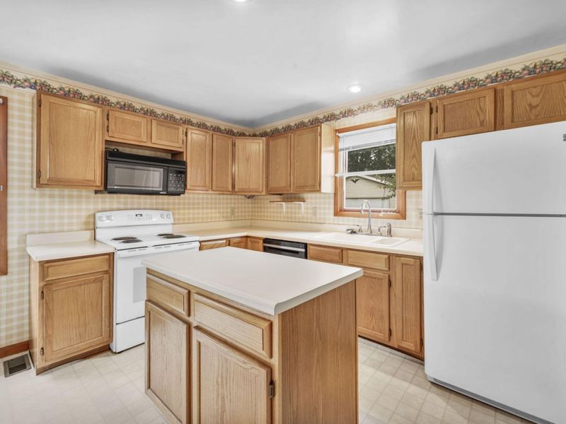 119 Bloomfield Avenue, Urbana, OH 43078 Photo 12