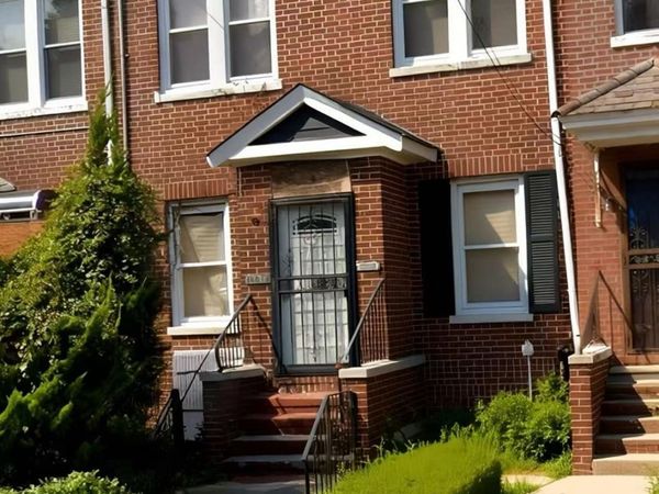 140-19 Rose Avenue , Flushing, NY 11355