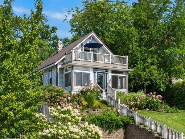 284 Marina Drive, St. Joseph, MI 49085