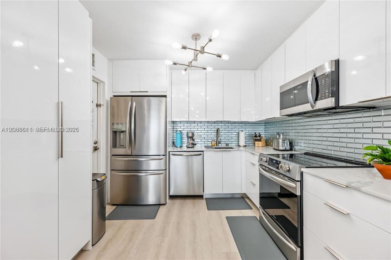 2201 S Ocean Dr, Unit 2202, Hollywood, FL 33019 Photo