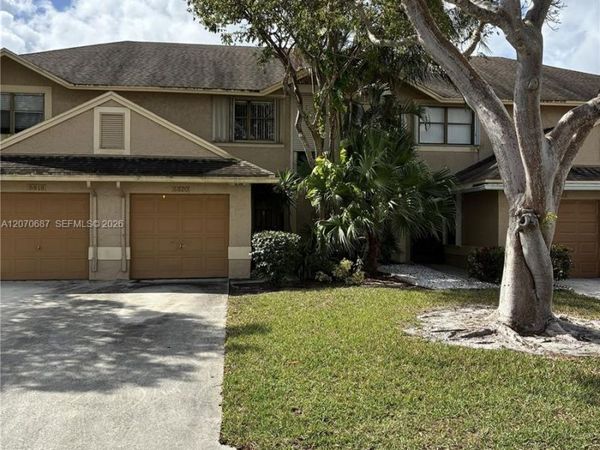 5820 Northpointe Ln , Boynton Beach, FL 33437